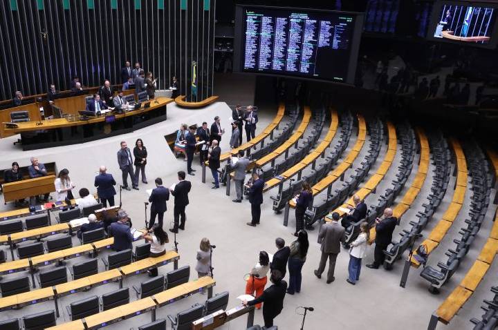Câmara aprova criação de 51 cargos no Tribunal Regional do Trabalho em Fortaleza