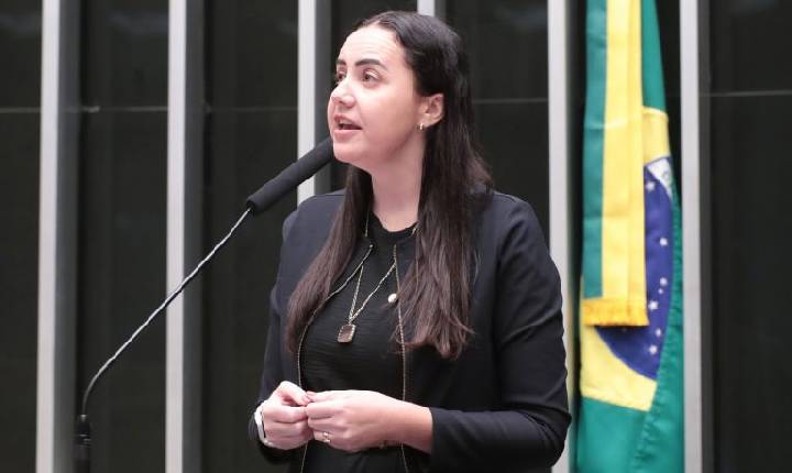 Comissão aprova proposta que obriga escolas a comunicar suspeita de trabalho infantil