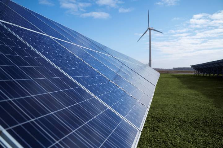 Curtailment freia expansão de geradoras de energia renovável
