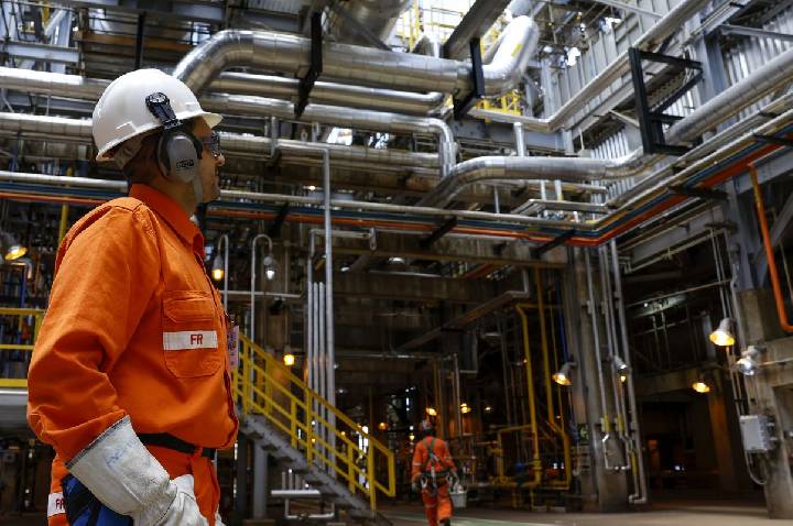 Economia brasileira cresceu 0,1% em abril, estima prévia da FGV