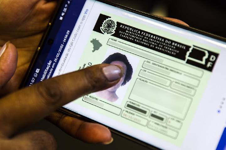 Entidades médicas criticam renovação de CNH sem exame de aptidão