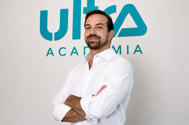 Executivo muda de ramo e projeta investir em 10 academias