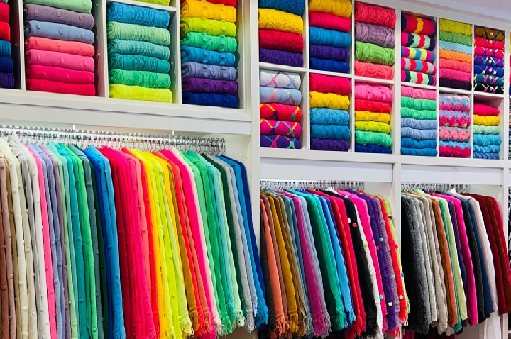 Marca investe em tricot versátil e contemporâneo