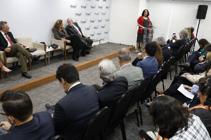Programa destina R$ 360 milhões a pequenas empresas inovadoras