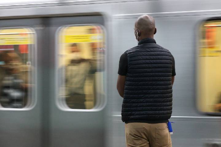 SP: greve na CPTM paralisa parcialmente três linhas de trens