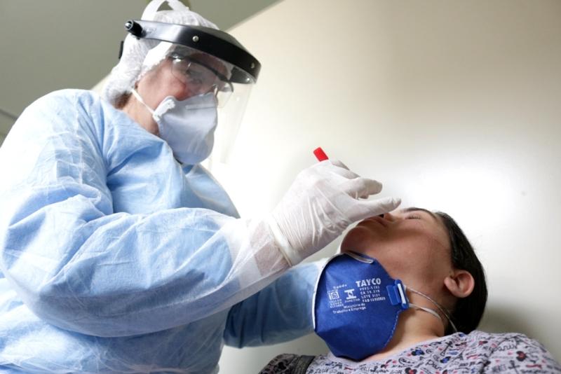 Rondônia registra mais 930 casos de de Covid-19 e 15 mortes.