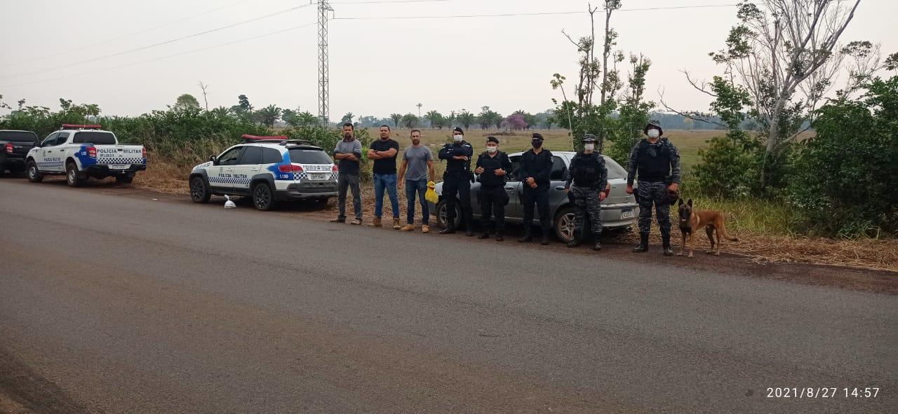 Mais um quilo de cocaína foi apreendido próximo ao Km 33 em São Francisco em barreira do Idaron junto com Polícia Militar.