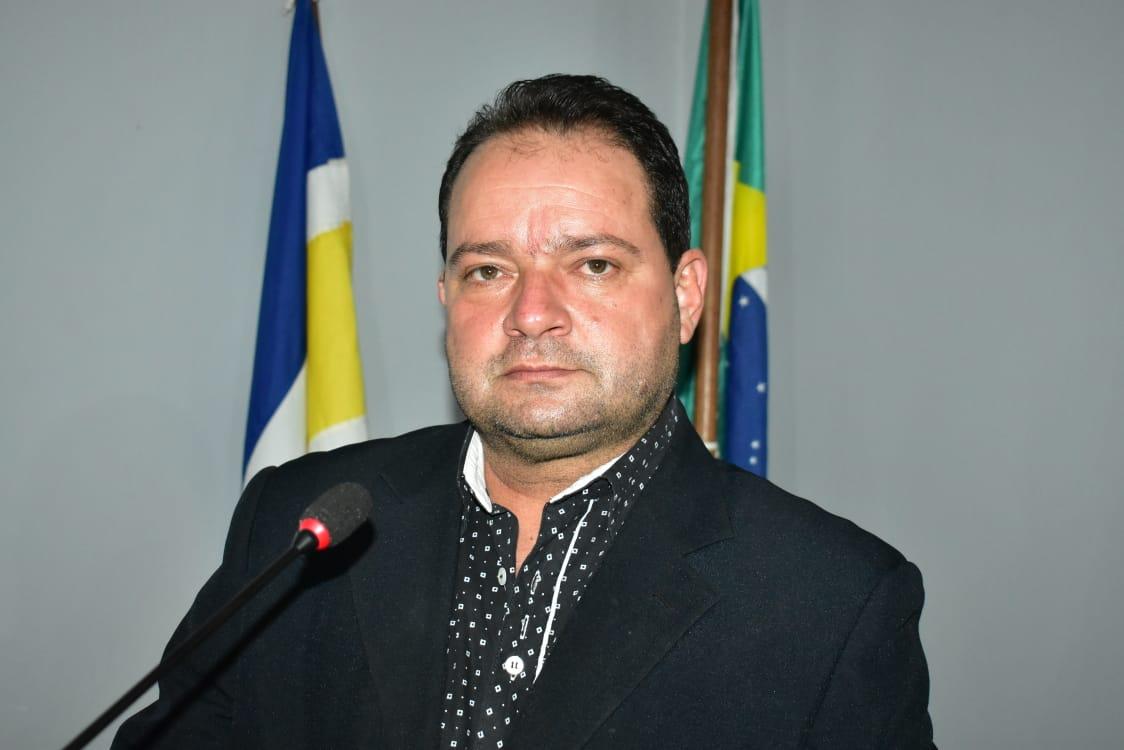 Vereador Mohamed emite nota de repúdio contra a Energisa.