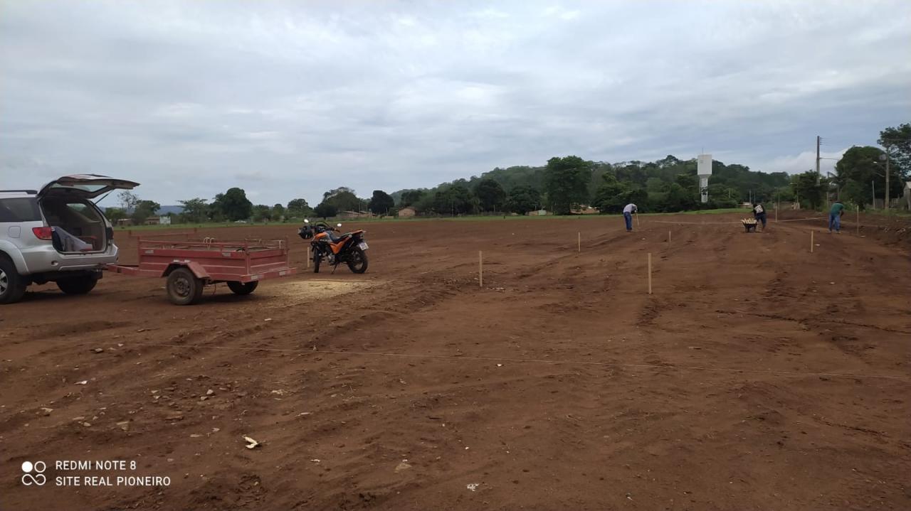 iniciado as obras de construção do complexo esportivo em Costa Marques.