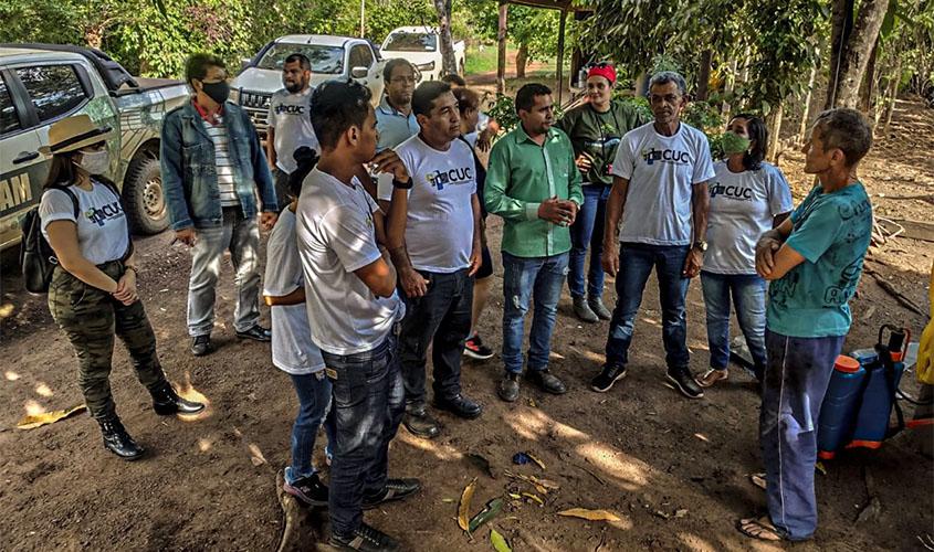Moradores da reversa de Pacaás Novas de Guajará-mirim visita reserva do Rio Cautário em Costa marques para troca de experiências.