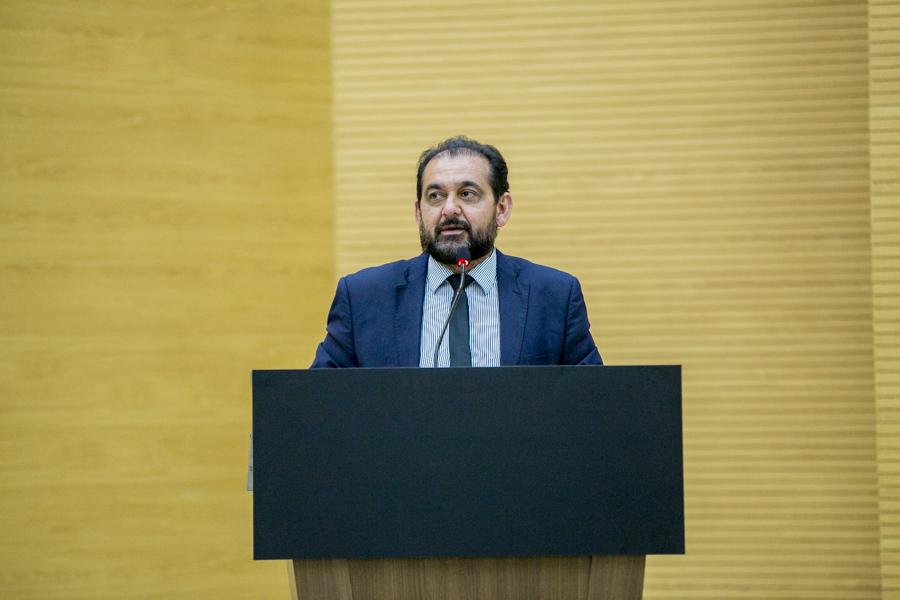 Deputado Laerte Gomes comemora autorização do MEC para cursos de Medicina em Ji-Paraná.