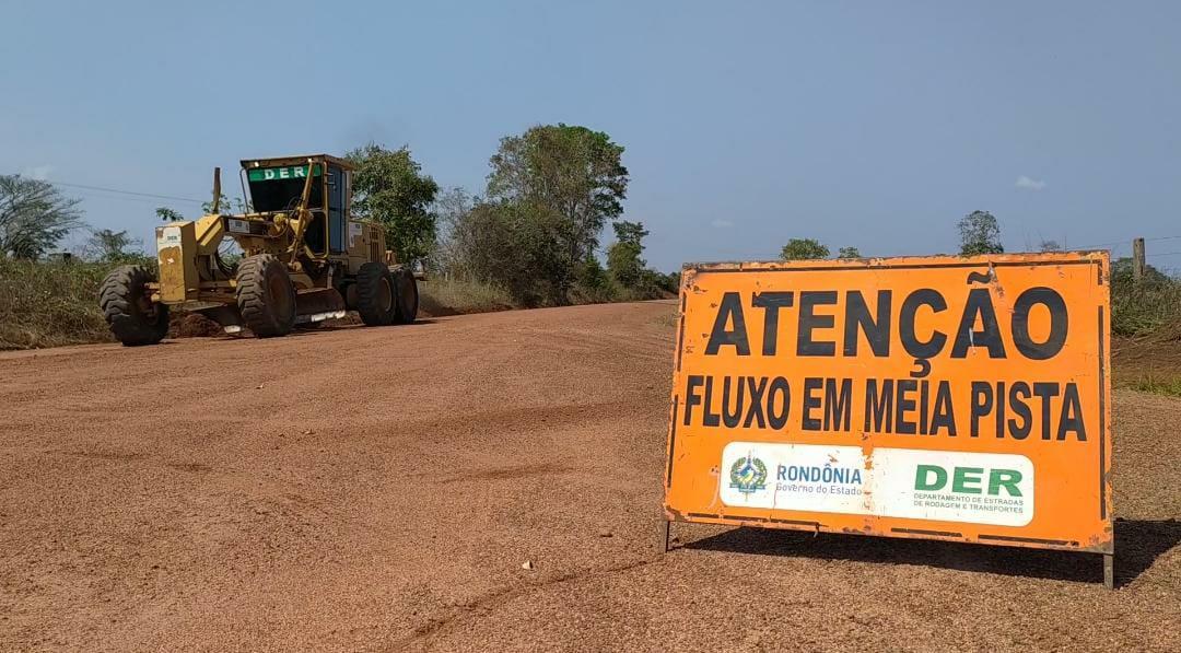 DER inicia obras de recuperação da linha do Biriba ao todo 30 km de estradas serão recuperados.