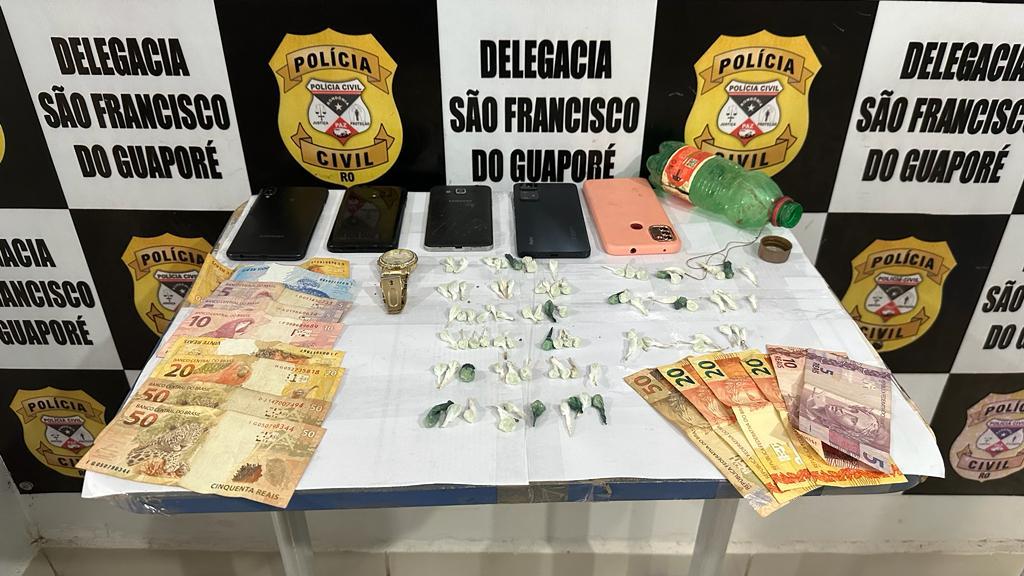 Polícia Civil de São Francisco não dá sossego aos traficantes mais dois suspeitos de comercializar entorpecentes são presos.
