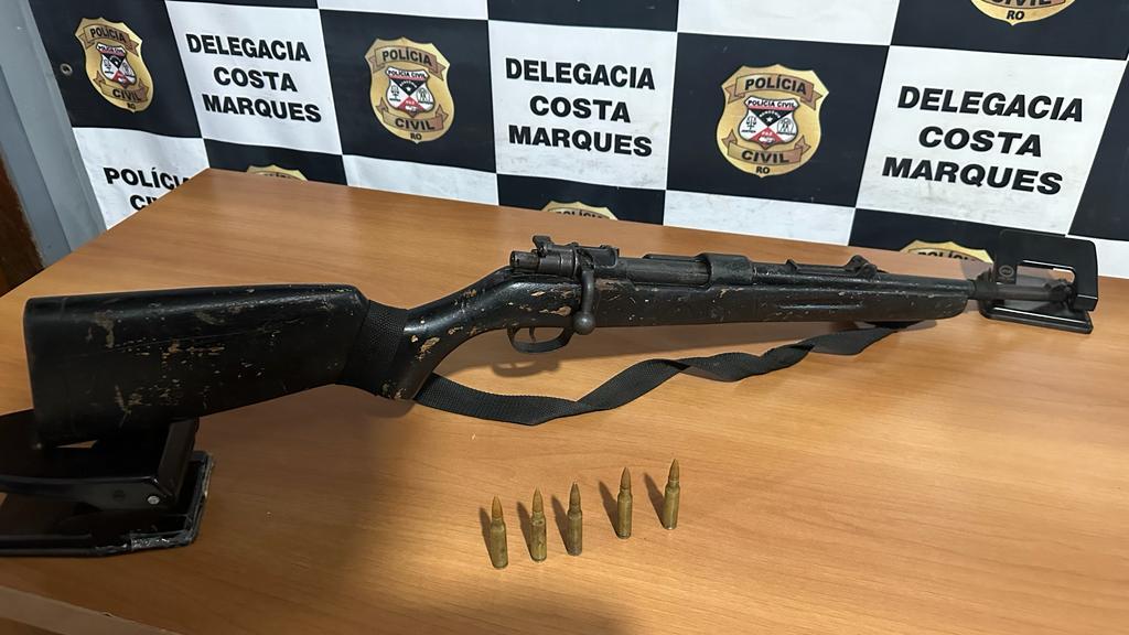 Polícia Civil de Costa Marques por meio do serviço de investigação apreende Fuzil e Munições 7.62mm