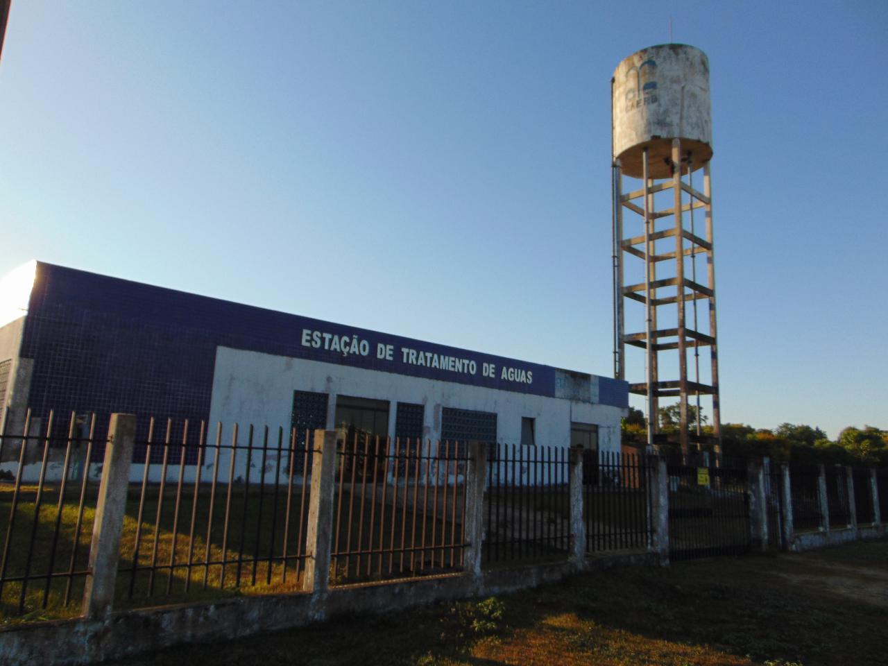 Energisa realiza reparos em rede elétrica e Caerd começa a restabelecer fornecimento de água em Costa Marques