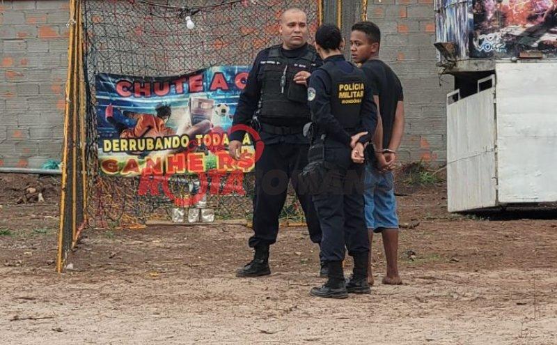Homem mata desafeto com barra de ferro dentro do parque de exposição em São Francisco do Guaporé.