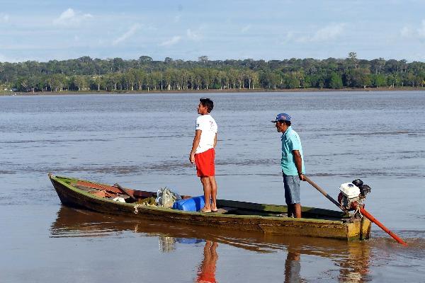 Pescadores em dificuldades: Deputada Lebrinha pede ao governo que decrete Estado de Emergência