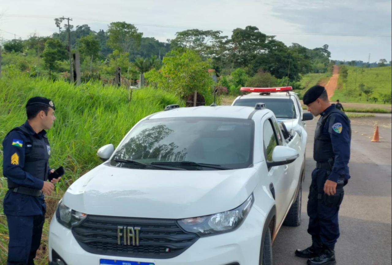 Polícia Militar recupera mais um veículo furtado