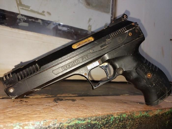 POLÍCIA MILITAR AGE RAPIDAMENTE E PRENDE SUSPEITO DE ROUBO EM GUAJARÁ-MIRIM