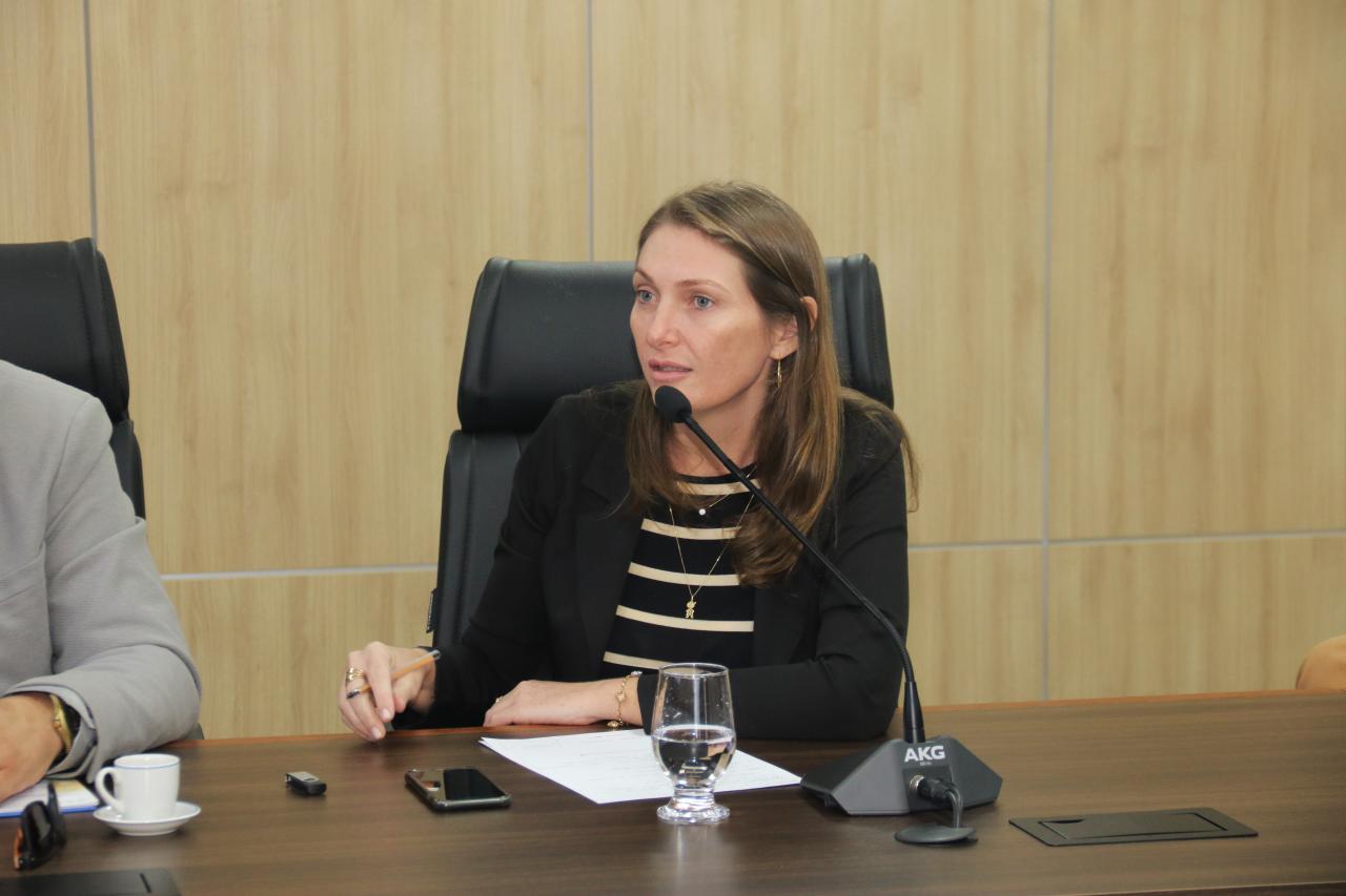 Deputada Gislaine Lebrinha garante recurso para Saúde em Alvorada D'Oeste