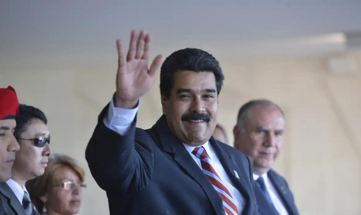 EUA e Venezuela: Negociações secretas visam transição de poder com anistia para Maduro
