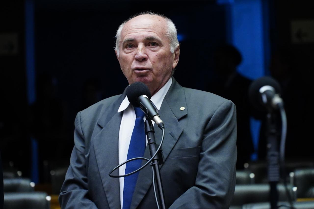 Deputado Lebrão garante escola em tempo integral e creche em São Miguel do Guaporé