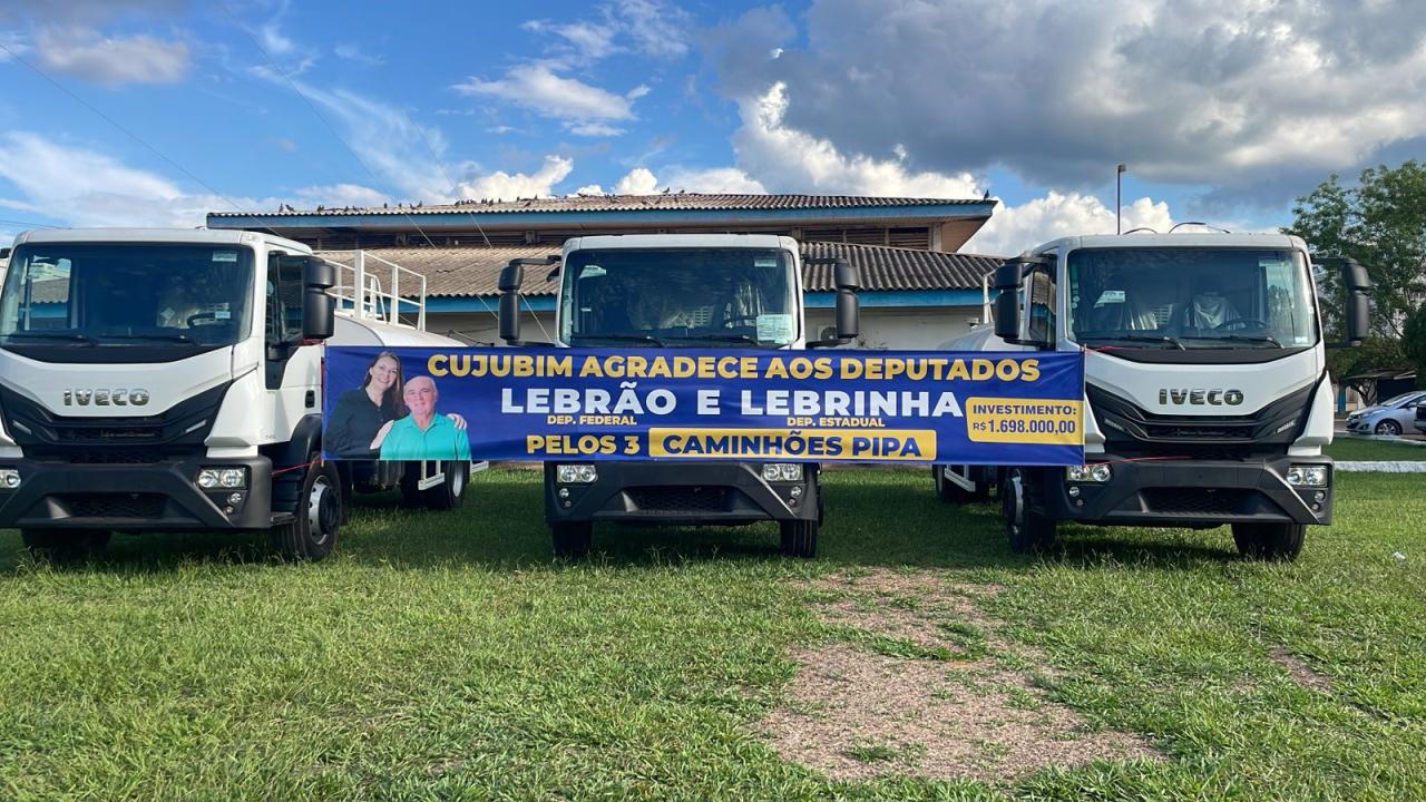 Deputado Lebrão entrega equipamentos e reforça frota de obras em agricultura em Cujubim