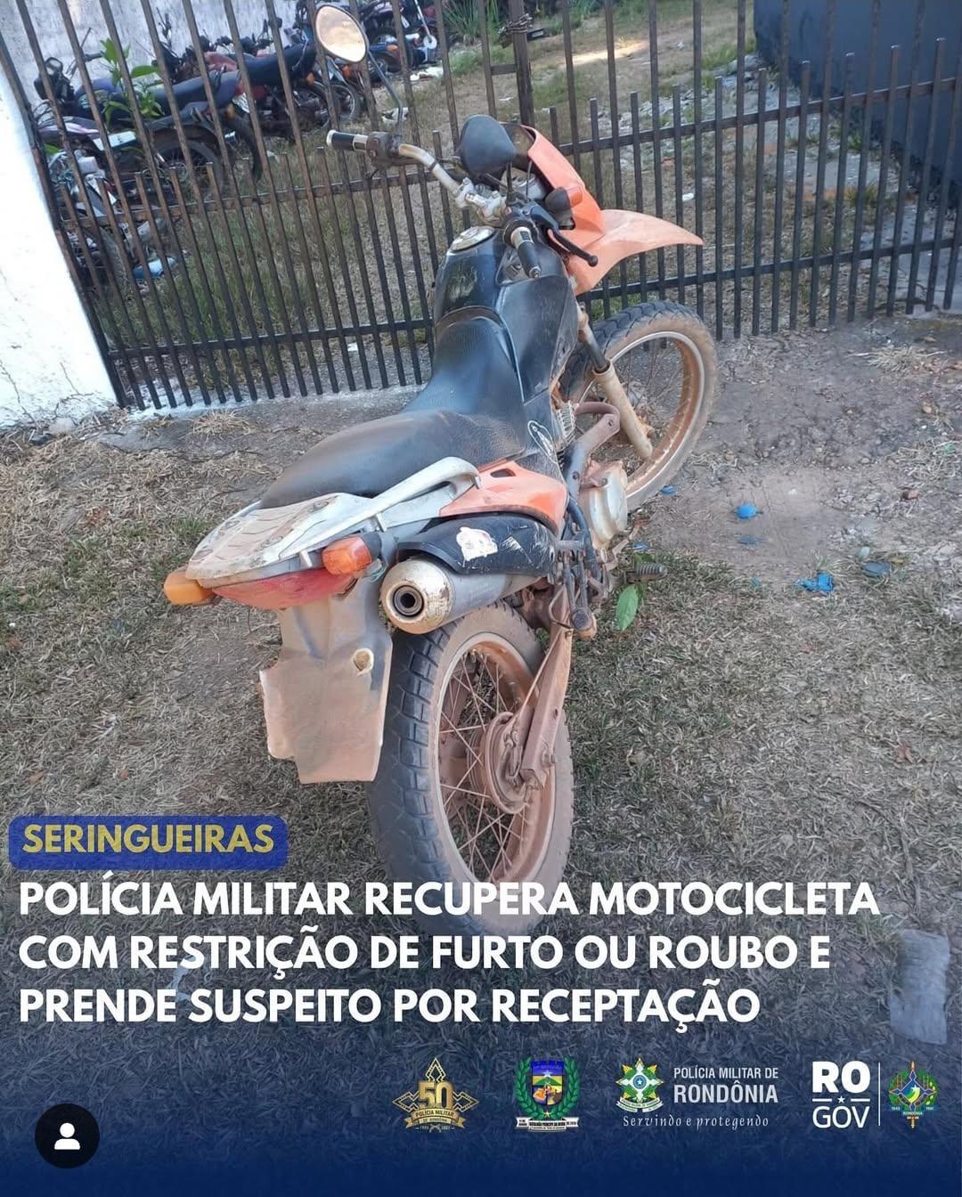 Ação da Polícia Militar recupera motocicleta com restrição de furto ou roubo no bairro planalto em Seringueiras