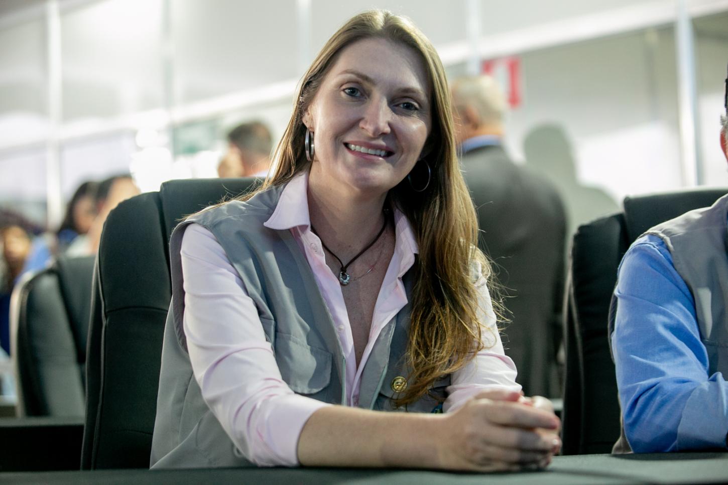 Deputada Gislaine Lebrinha libera R$ 2 milhões para asfaltamento no Vale do Anari