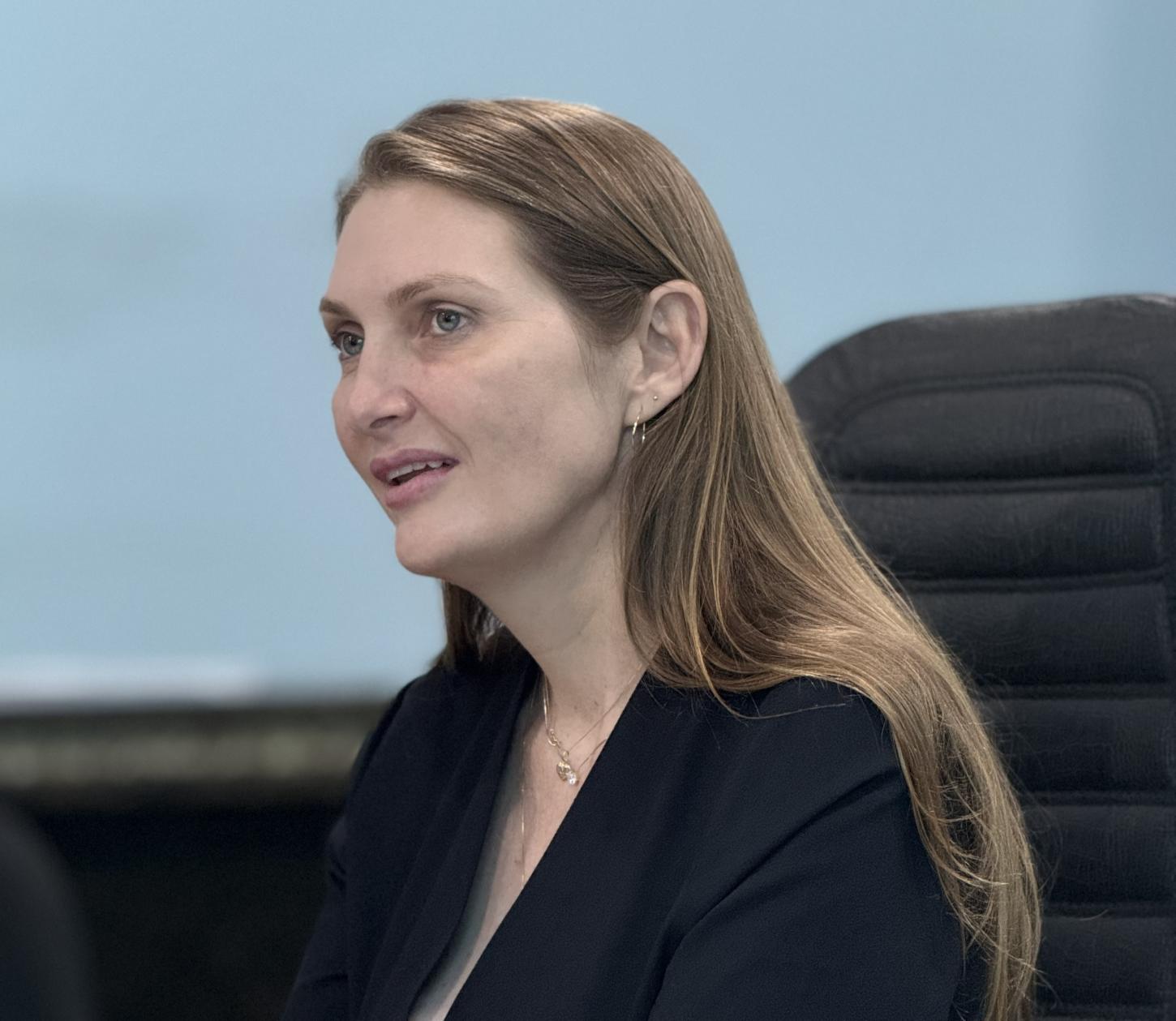 Seringueiras recebe R$ 990 mil para aquisição de aduelas por emenda de Gislaine Lebrinha