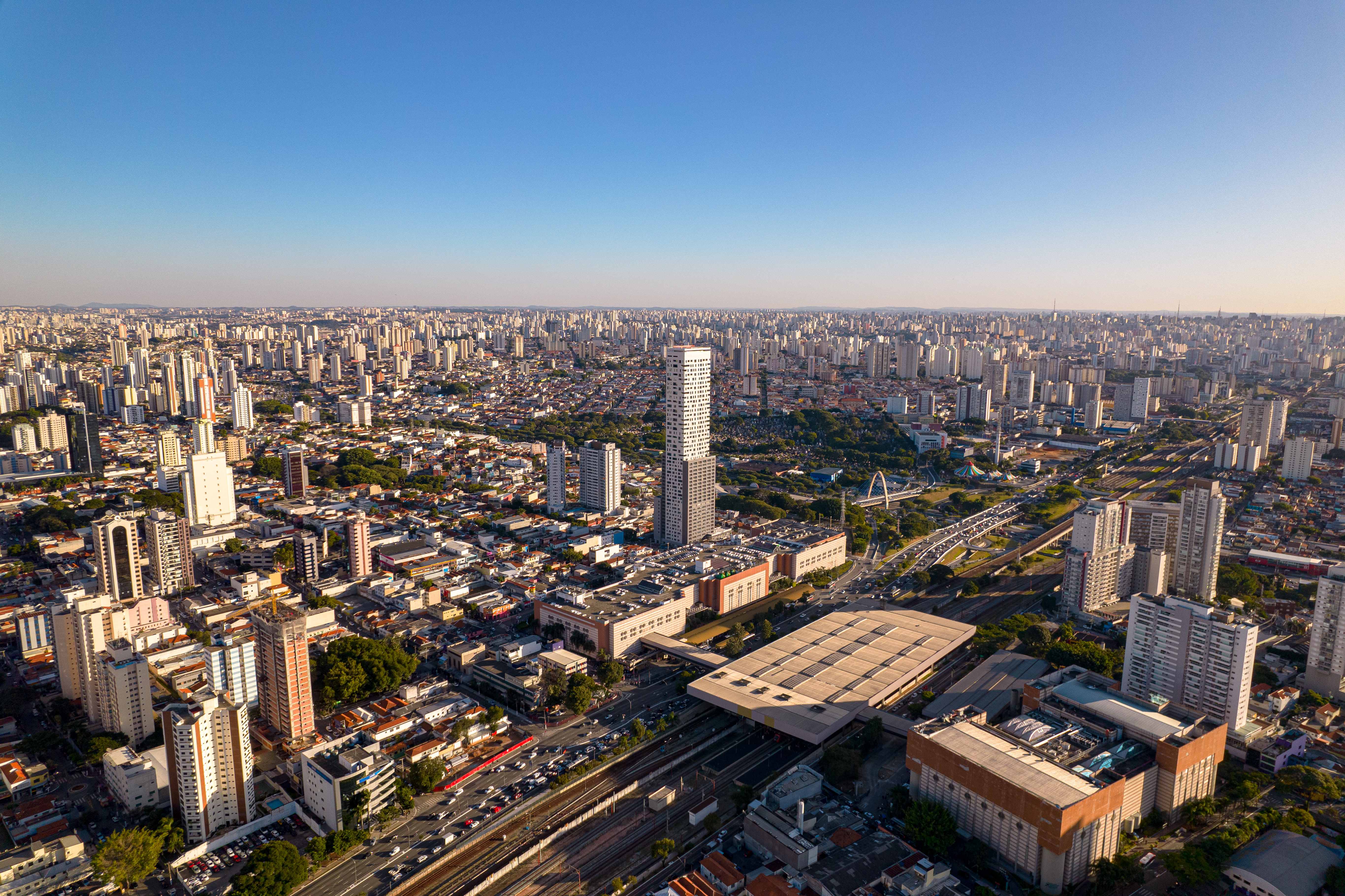 Avanço do setor imobiliário impulsiona novos eixos urbanos