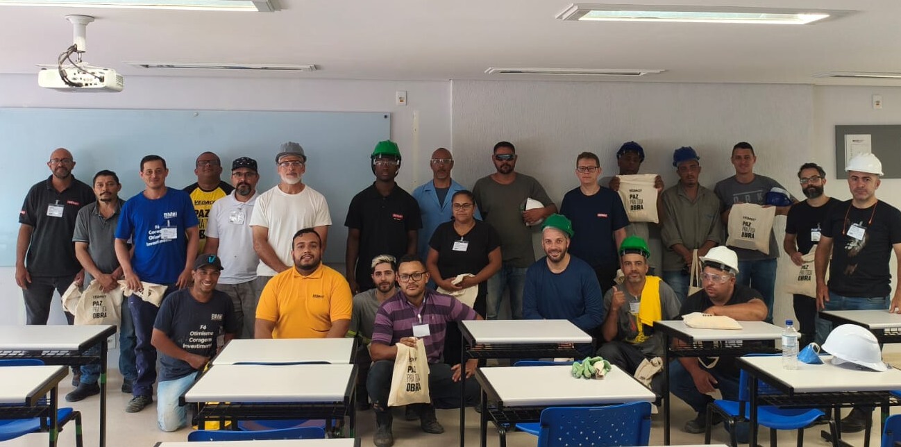 Vedacit amplia parceria com o SENAI para qualificar pessoas