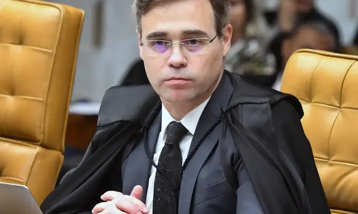 Mendonça diz ter divulgado todo conteúdo disponível no caso Master